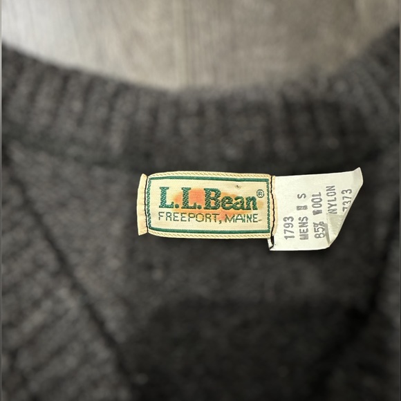 Vintage L.L. Bean wool vest - Picture 2 of 5